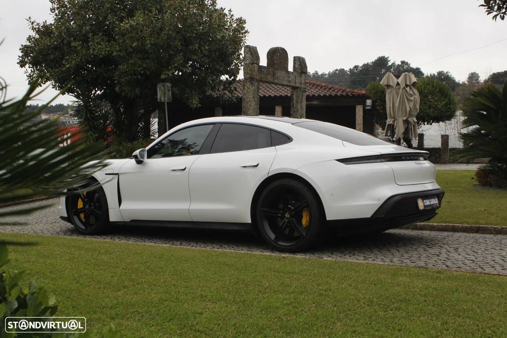 Porsche Taycan 4S - 3