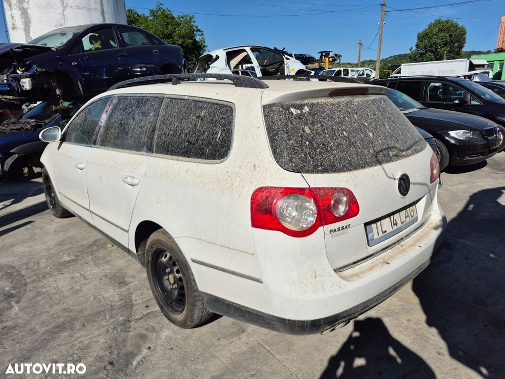 Carenaj stanga spate Volkswagen VW Passat B6 [2005 - 2010] 2.0 tdi cb - 4