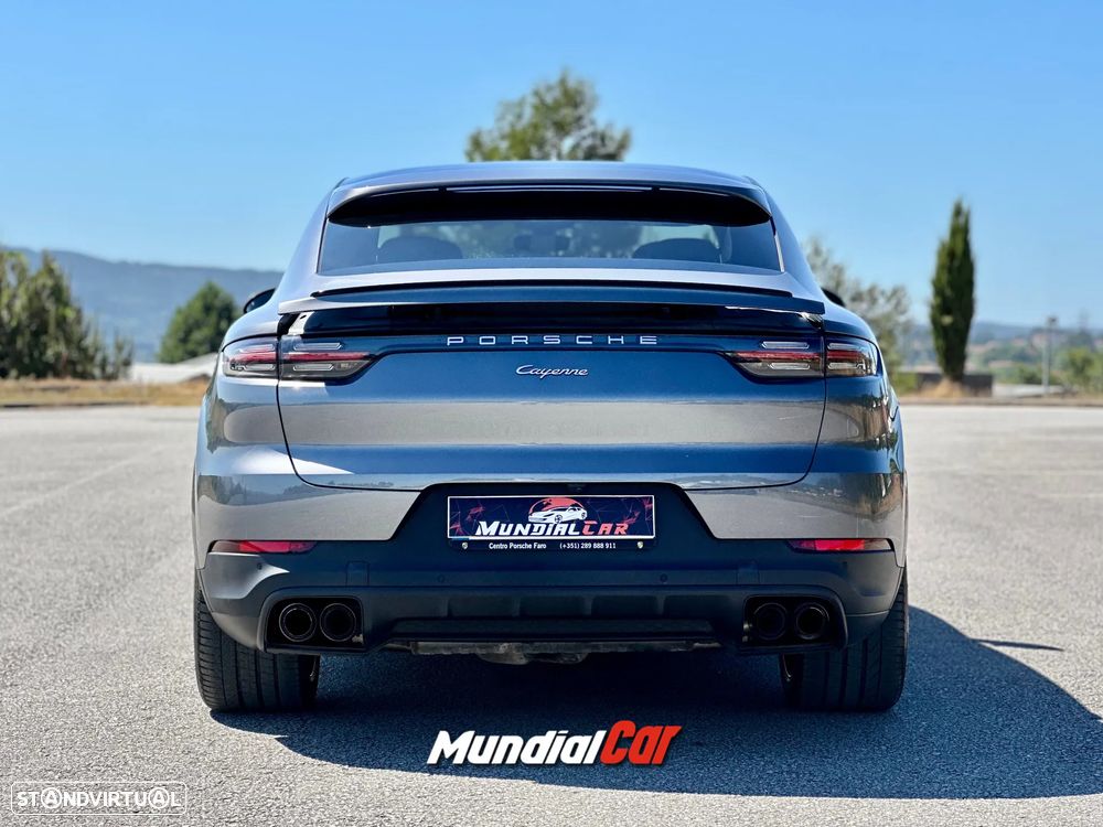 Porsche Cayenne Coupé E-Hybrid - 21
