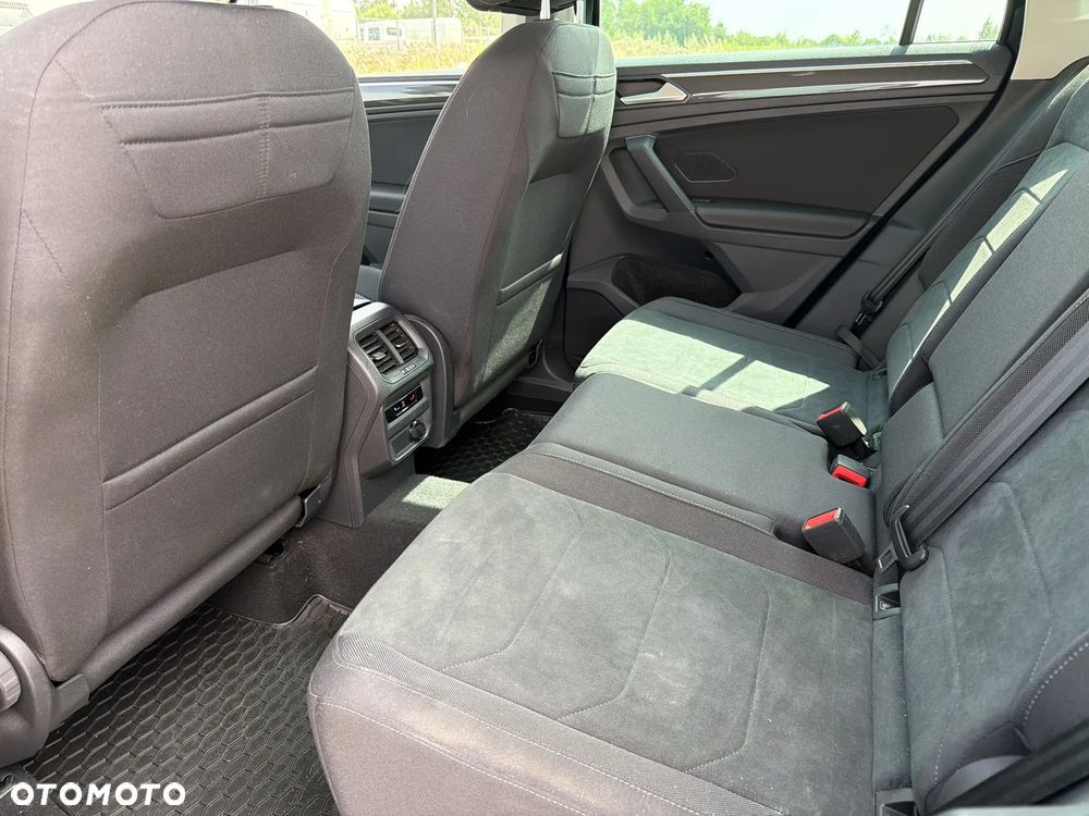 Volkswagen Tiguan 2.0 TSI 4Mot Elegance DSG - 12
