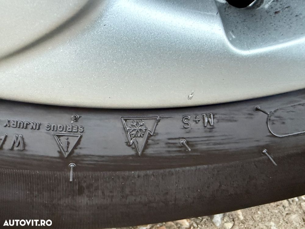 Hyundai Tucson blue 1.7 CRDi 2WD DCT Style - 34