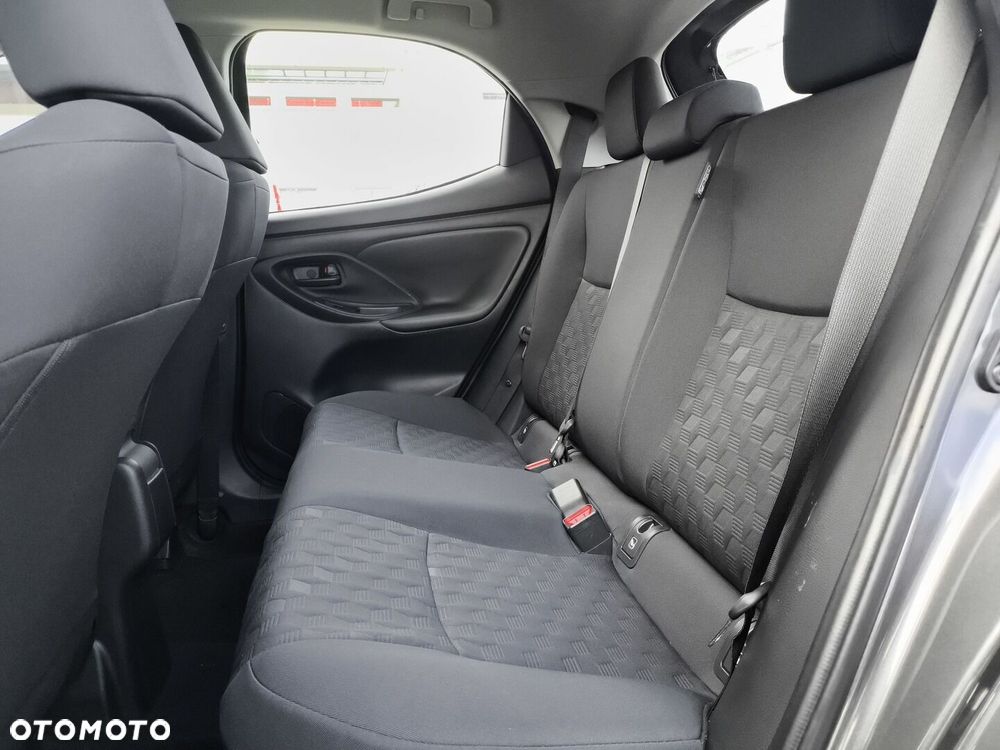 Toyota Yaris - 14