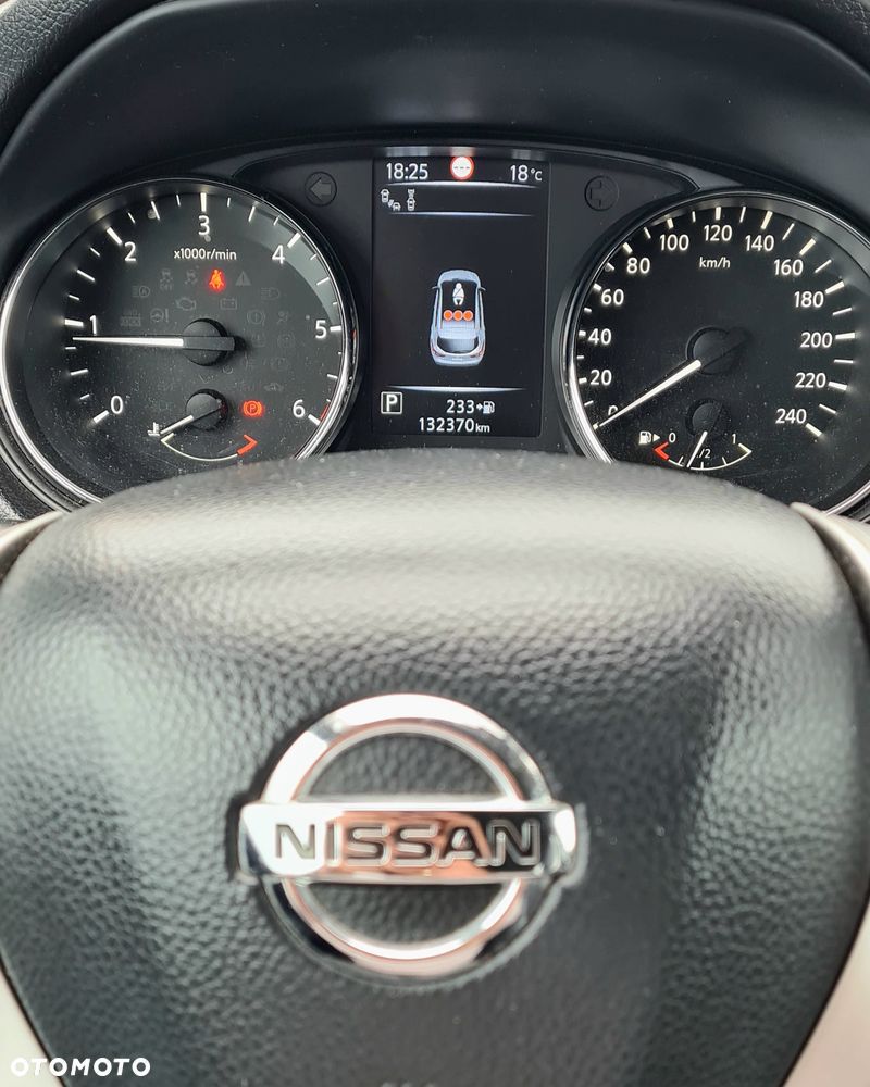 Nissan Qashqai 1.6 DCi Tekna Xtronic - 11