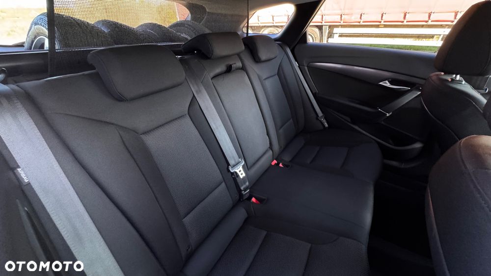 Hyundai i40 1.7 CRDi Premium - 37
