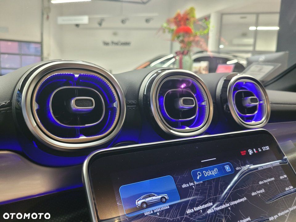 Mercedes-Benz GLC - 15