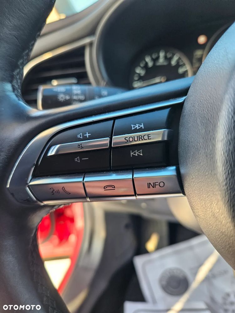 Mazda CX-30 SKYACTIV-X 2.0 M-Hybrid - 17