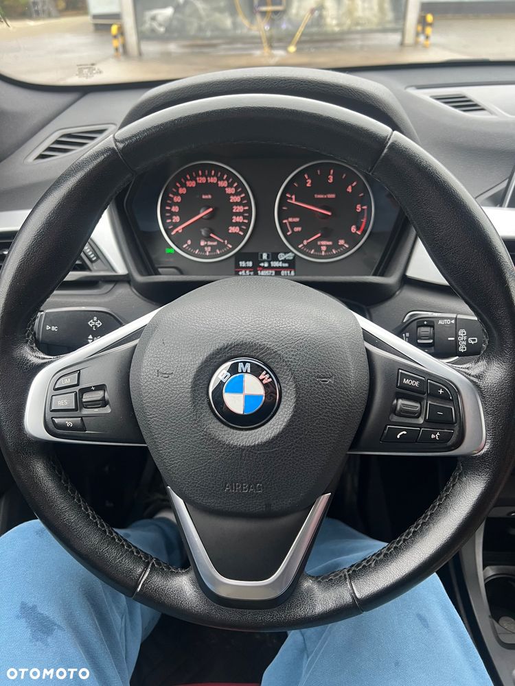 BMW X1 sDrive18d - 14