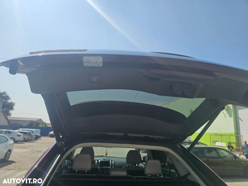 Ford Edge 2.0 TDCi Powershift Titanium - 12