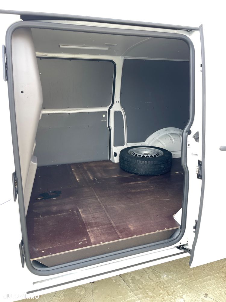 Volkswagen Transporter 2.0TDI  LUNG  2CULISANTE - 26