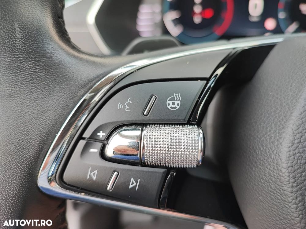 Skoda Octavia Combi 2.0 TDI DSG Edition - 15