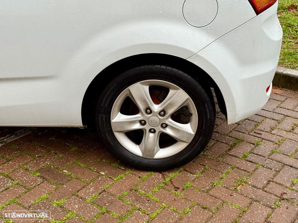 Kia Ceed S Coupé 1.6 CRDi EX - 4