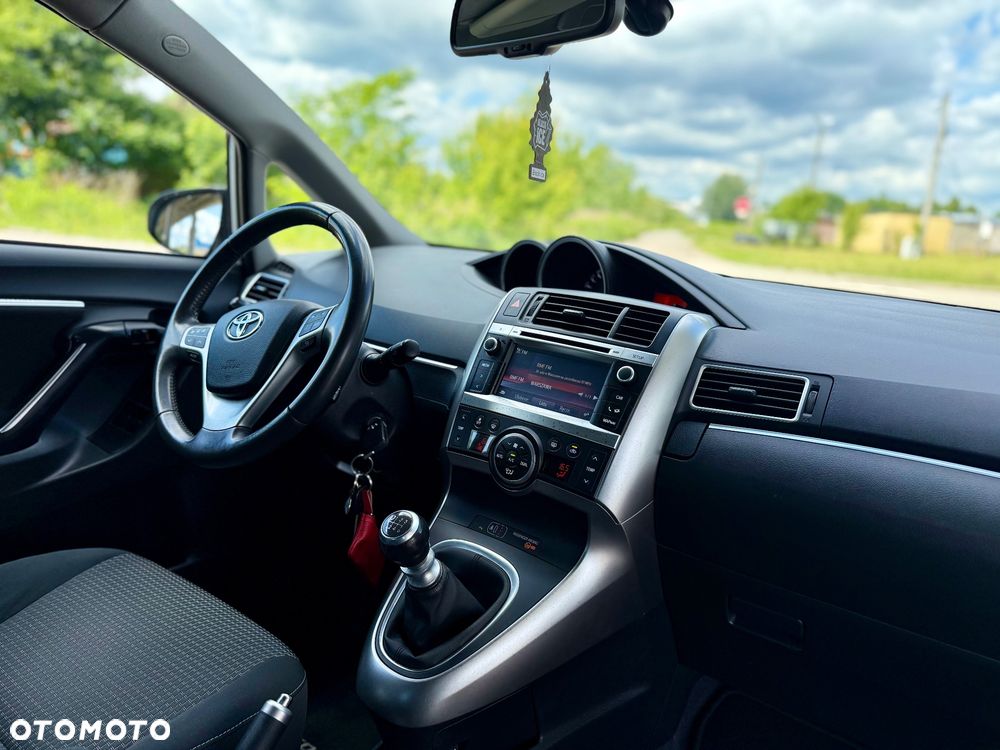 Toyota Verso 1.8 5-Sitzer Comfort - 5