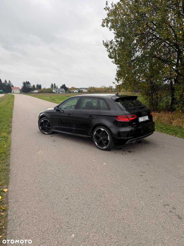 Audi A3 Sportback - 3