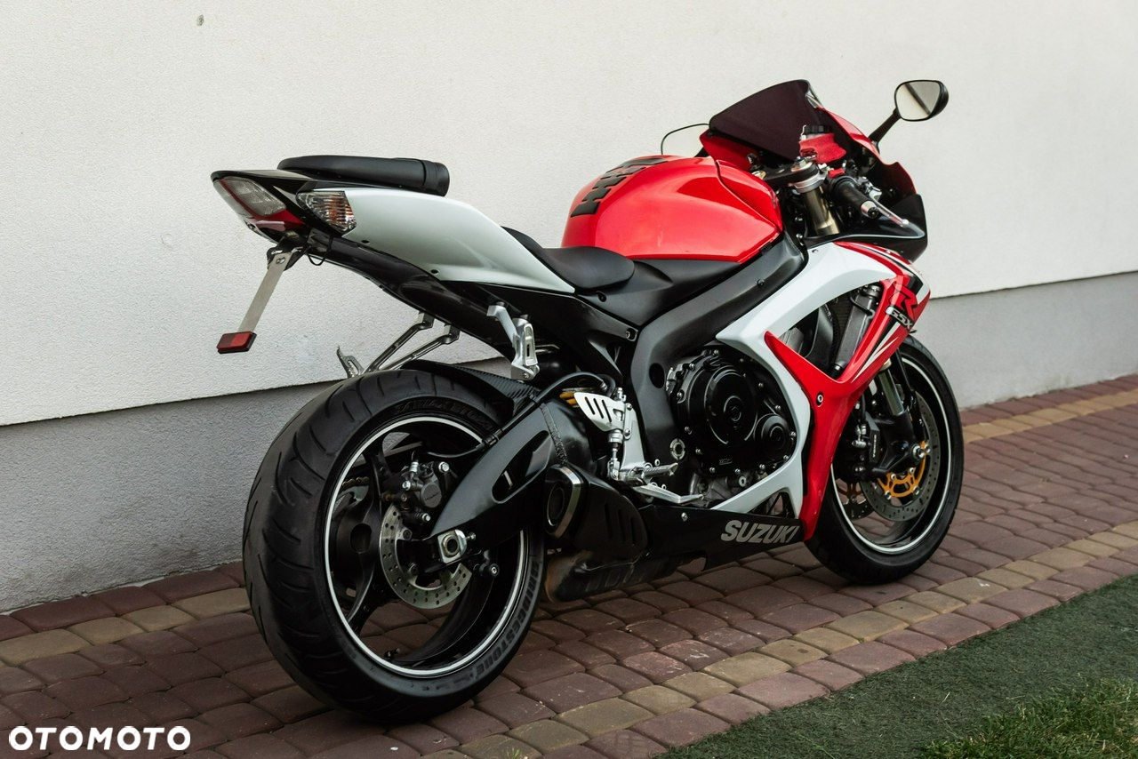 Suzuki GSX-R - 3