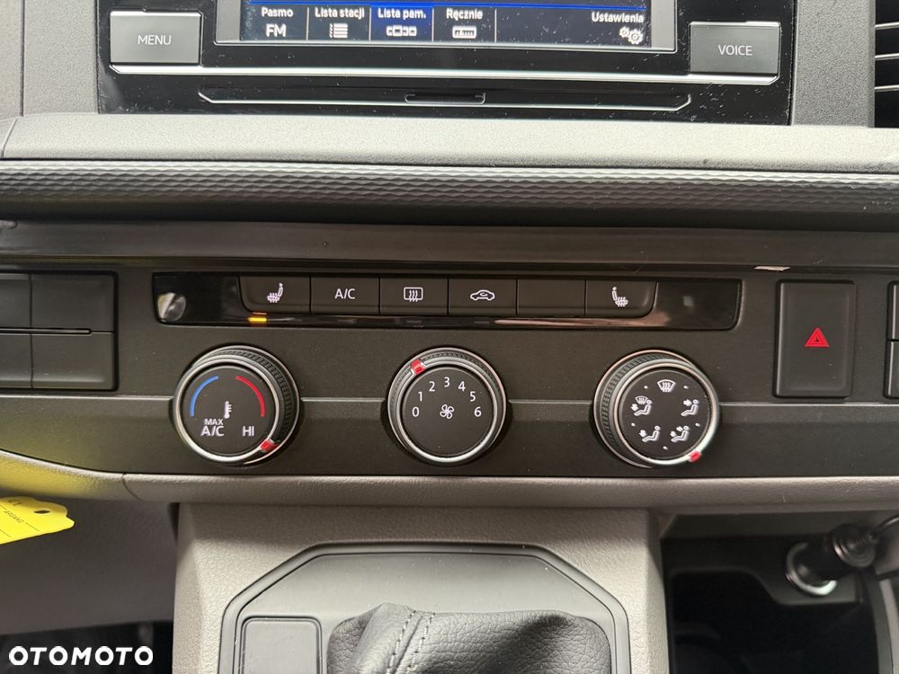 Volkswagen Transporter T6.1 - 16