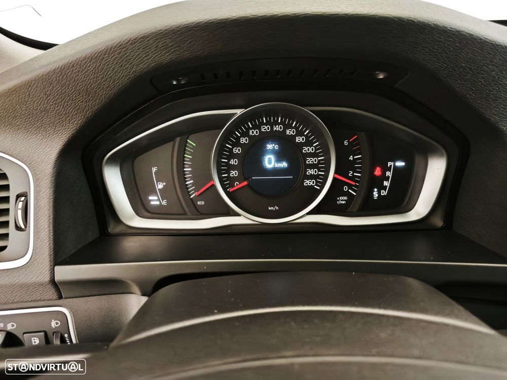 Volvo V60 D2 Geartronic Powershift Edition - 28