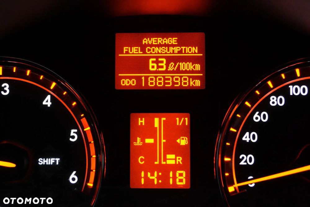 Toyota Avensis 2.0 D-4D Team - 39