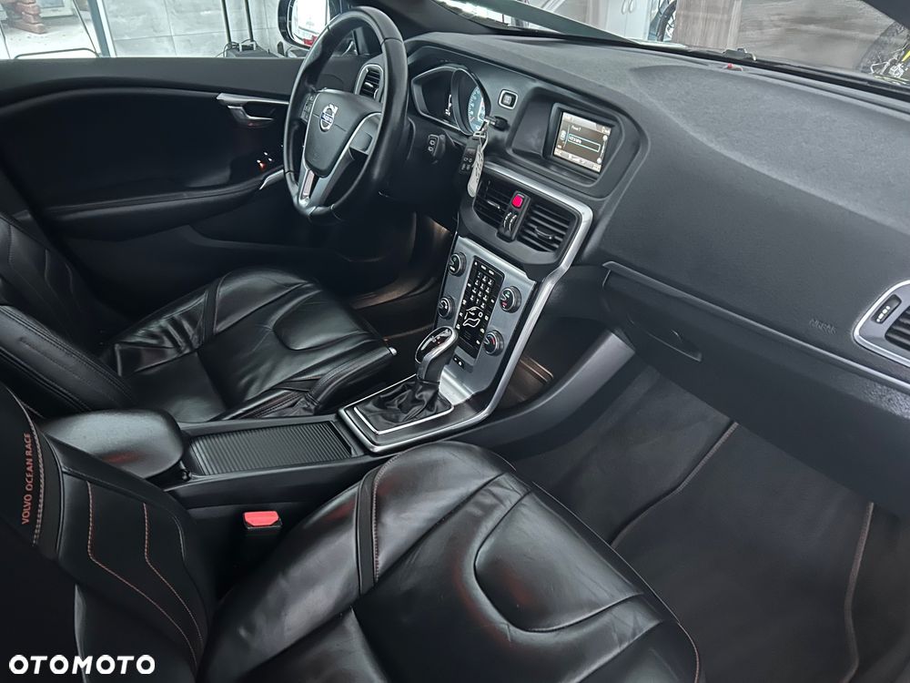 Volvo V40 D2 Drive-E Dynamic Edition - 26