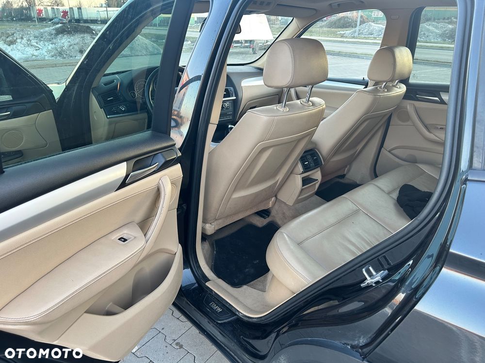 BMW X3 xDrive20d - 8