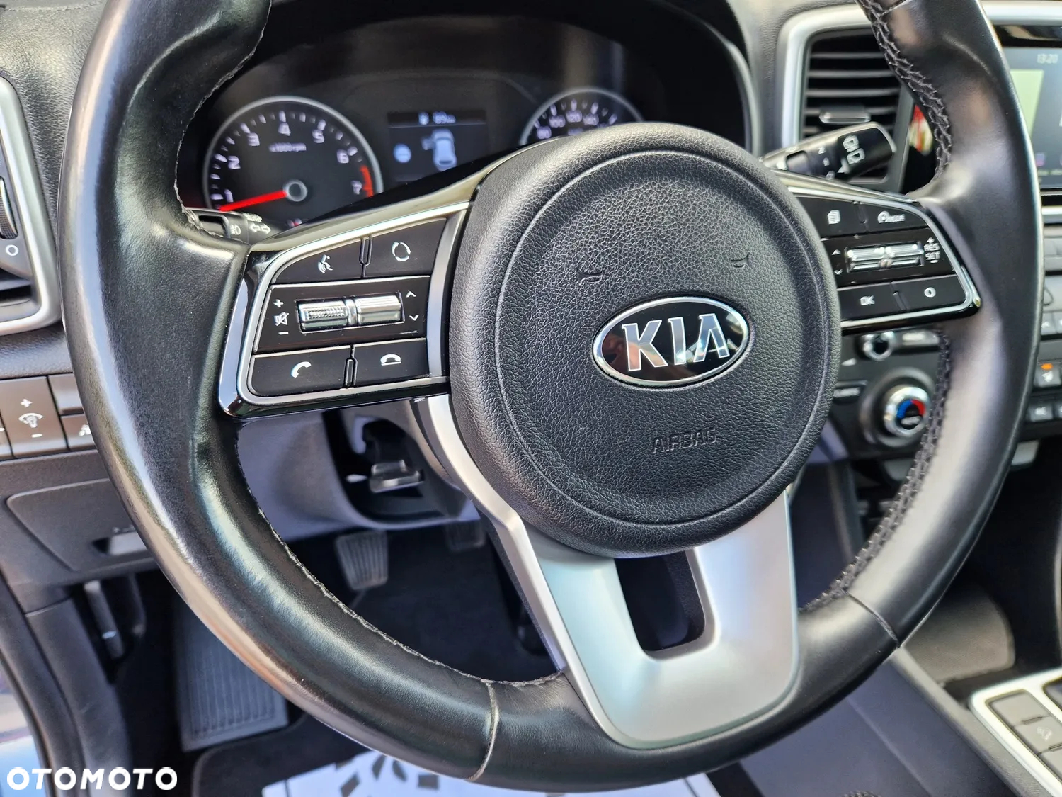Kia Sportage 1.6 GDI L Business Line 2WD - 31