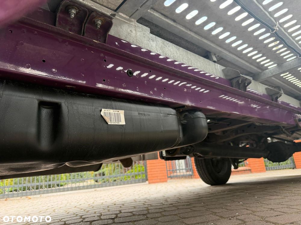 Volkswagen Crafter - 23