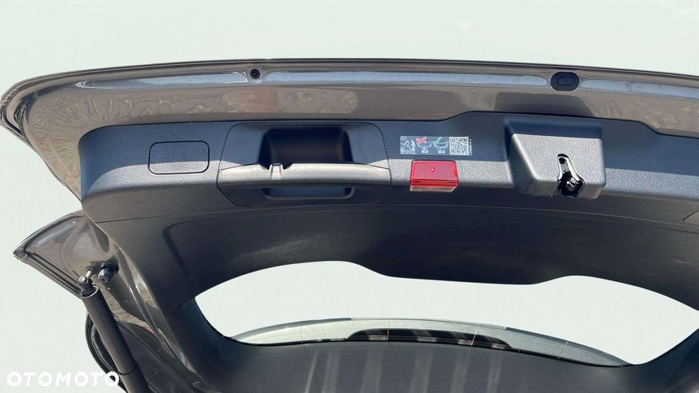 Mercedes-Benz GLB 200 AMG Line 7G-DCT - 20