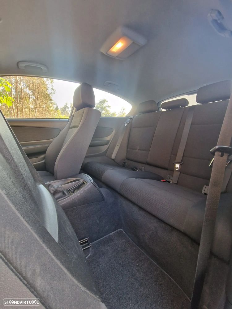 BMW 116 d Line Urban - 10