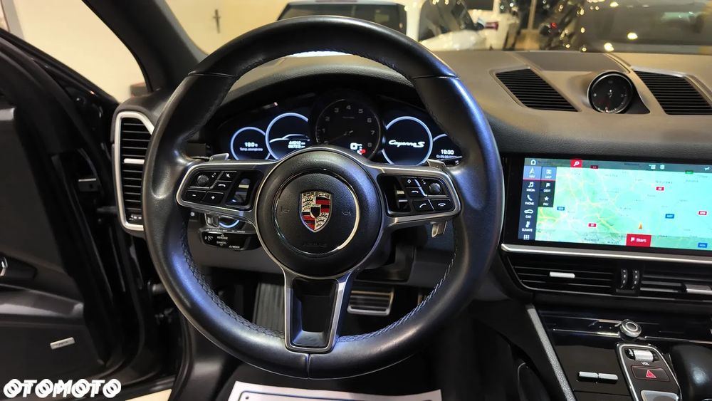 Porsche Cayenne S - 26