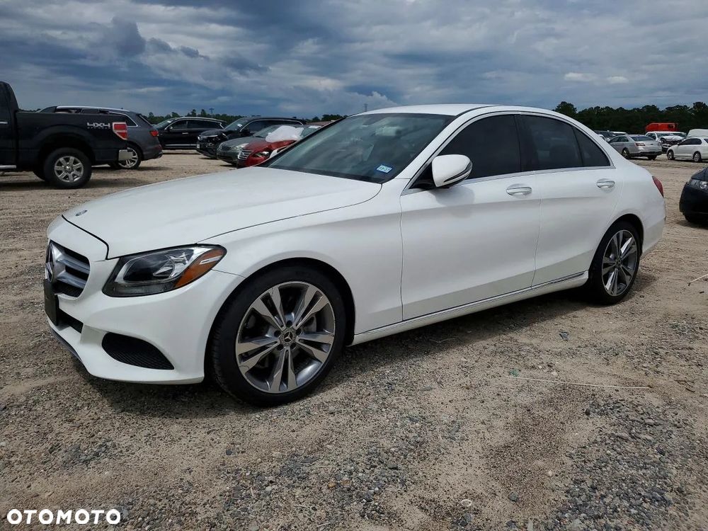 Mercedes-Benz Klasa C 300 9G-TRONIC Avantgarde - 1