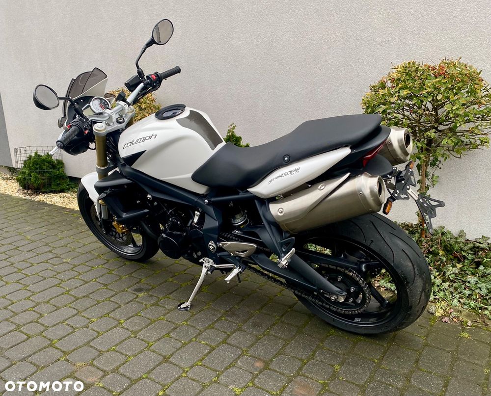 Triumph Street Triple - 3