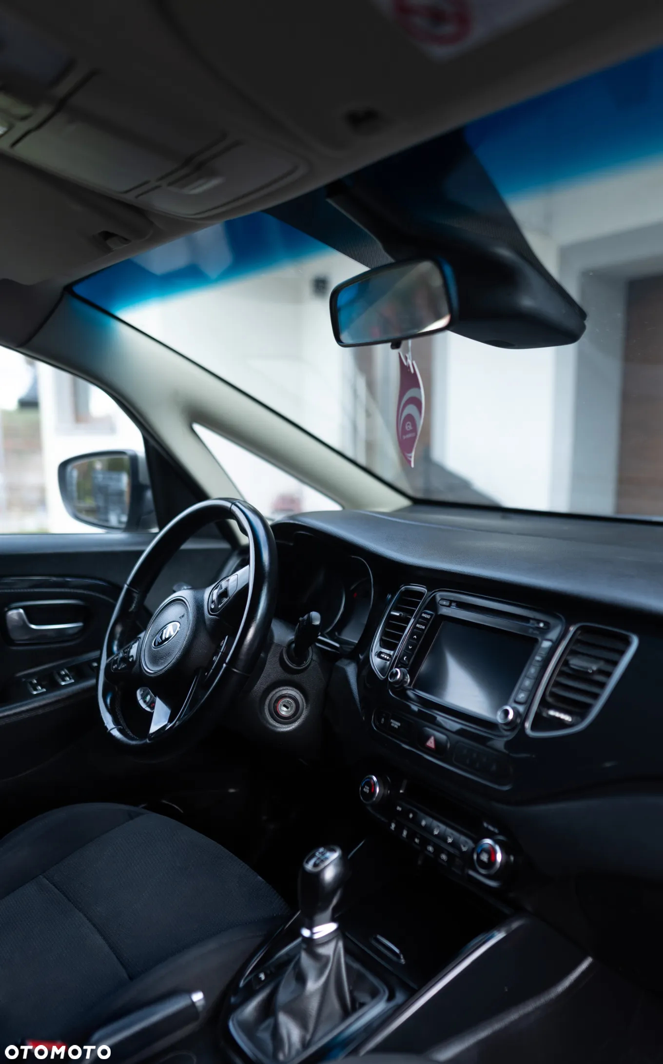 Kia Carens 1.7 CRDi XL 7os - 3
