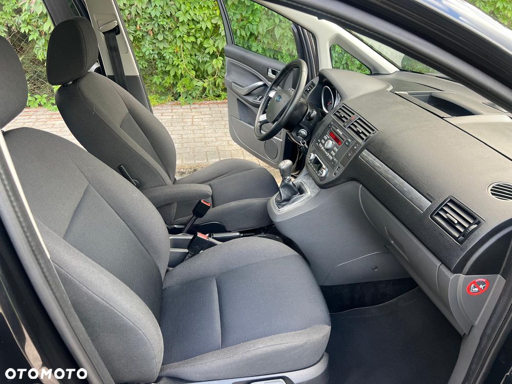 Ford C-MAX - 12