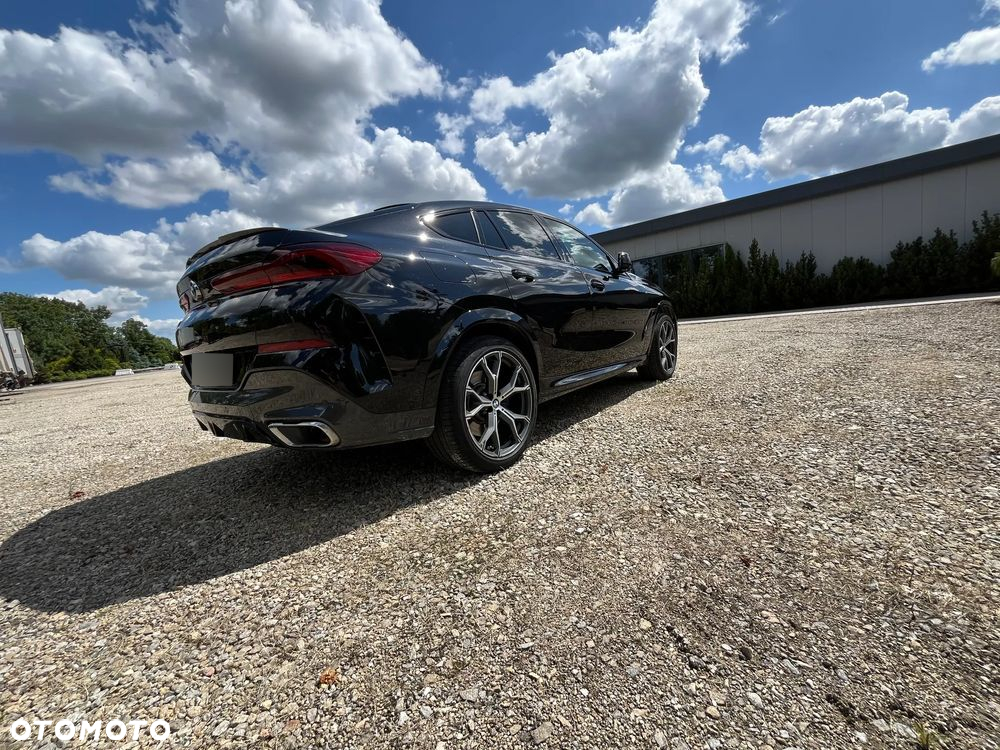 BMW X6 - 11