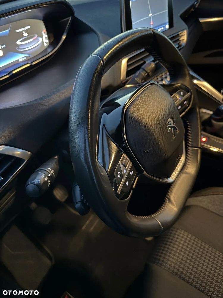 Peugeot 5008 1.2 PureTech Active S&S - 19