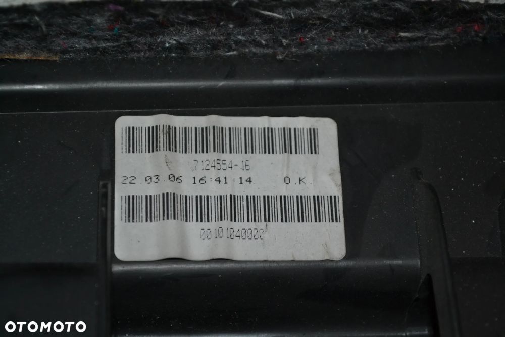 BMW 1 E87 SCHOWEK PASAŻERA EUROPA 7124554 - 2