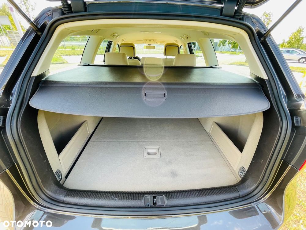 Volkswagen Passat 2.0 Blue TDI DSG SCR Highline - 24