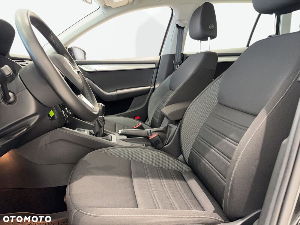 Skoda Octavia 1.6 TDI SCR Ambition - 10