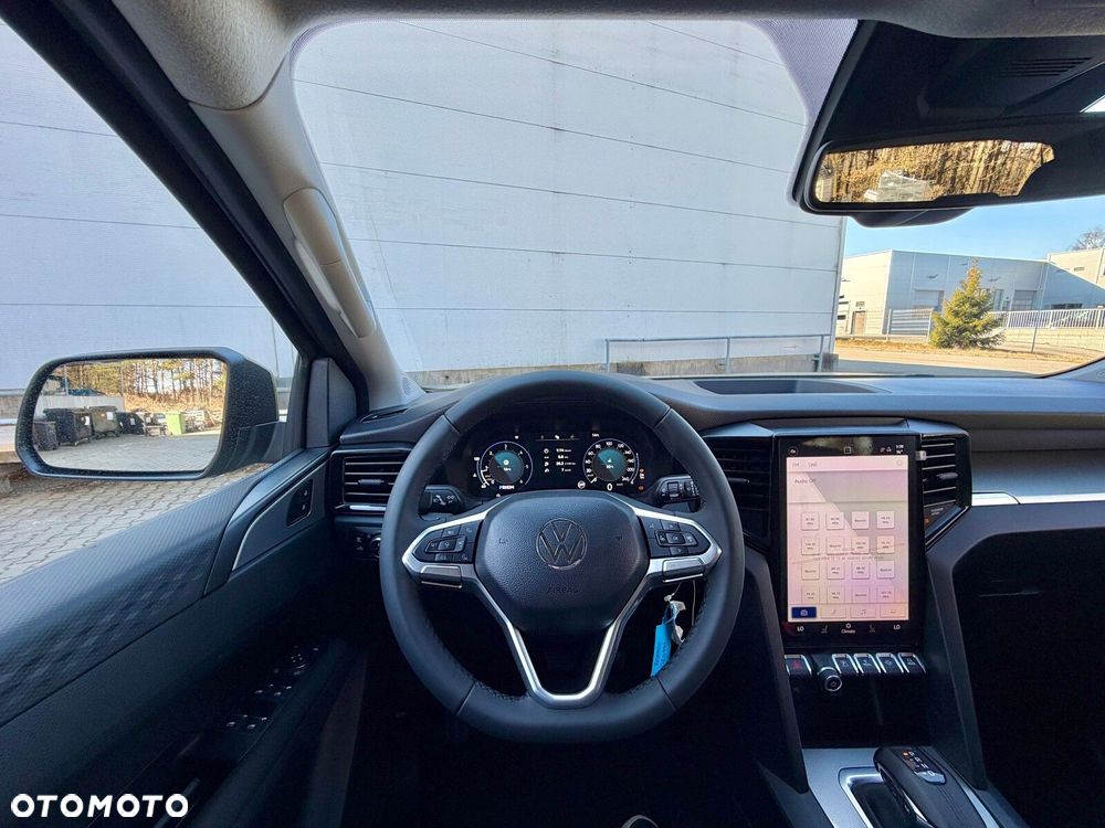 Volkswagen Amarok - 22