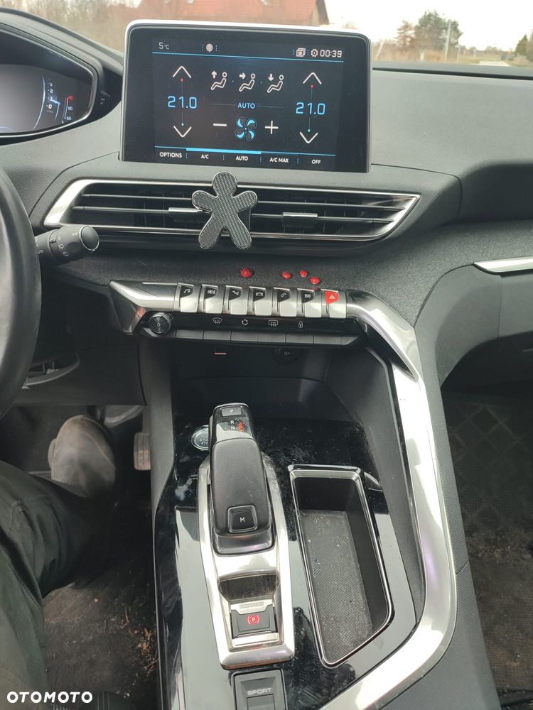 Peugeot 3008 BlueHDi 130 Stop & Start EAT8 Allure Pack - 24