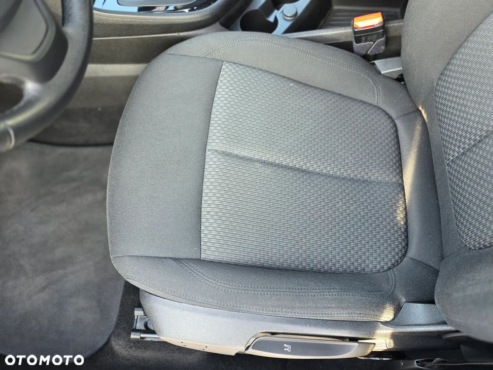 BMW Seria 2 216d GT Advantage - 27
