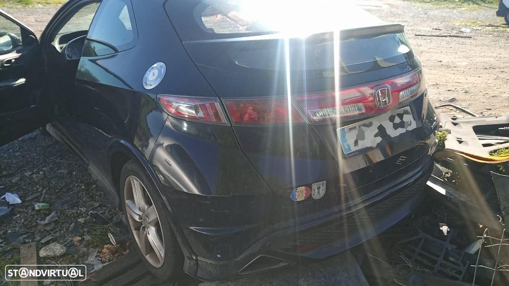 MOTOR COMPLETO HONDA CIVIC BERLINA 3 PUERTAS FN REF. N22A2 - 7