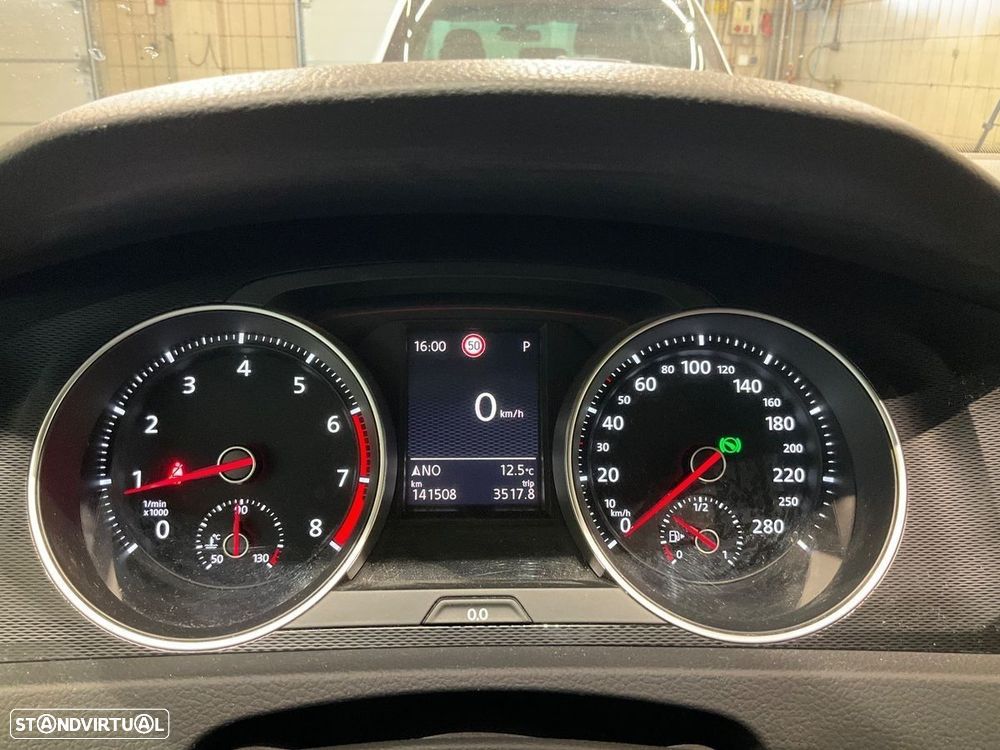 VW Golf 2.0 TSi GTi DSG Performance - 11