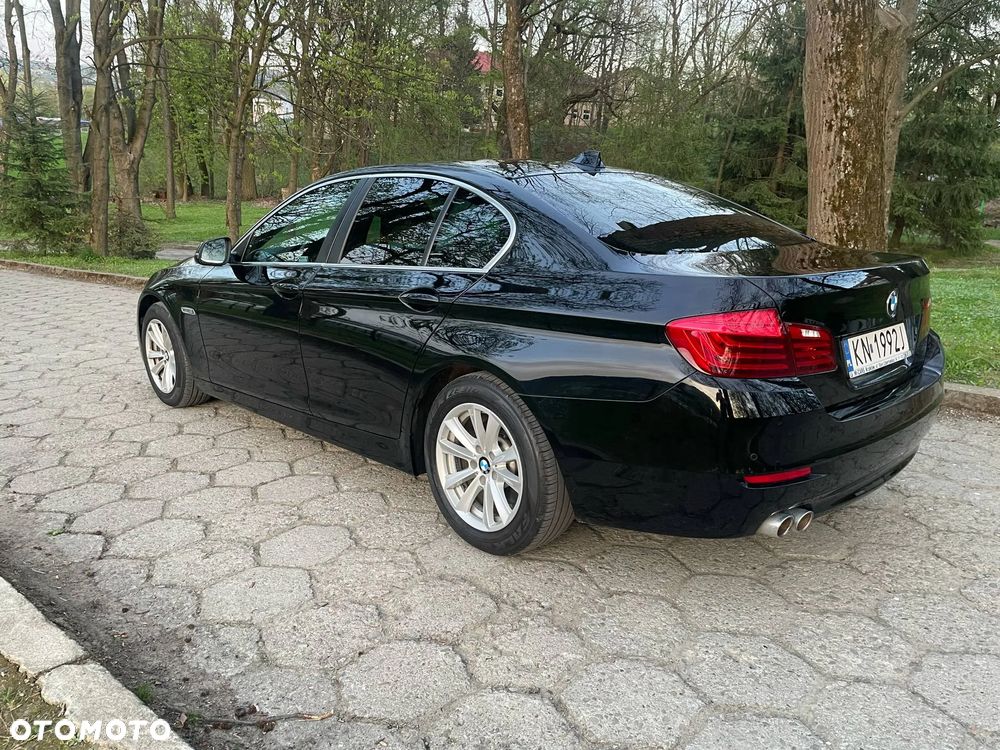 BMW Seria 5 520d - 5