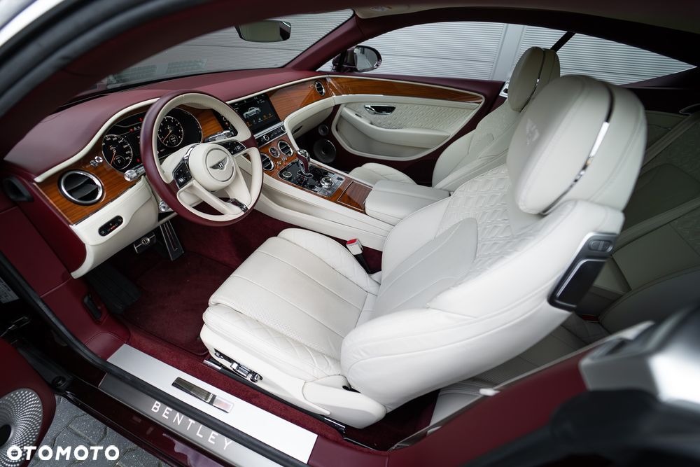 Bentley Inny - 25