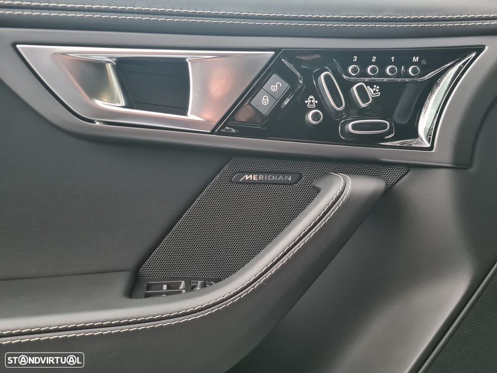Jaguar F-Type 3.0 V6 S/C British Design Edition Auto - 14