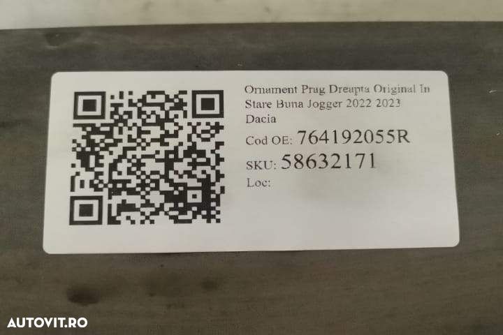 Ornament Prag Stanga Original In Stare Buna Jogger 2022 2023 Dacia - 7