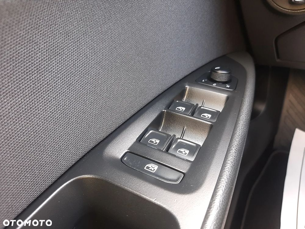 Seat Leon 1.6 TDI Start&Stop Reference - 25