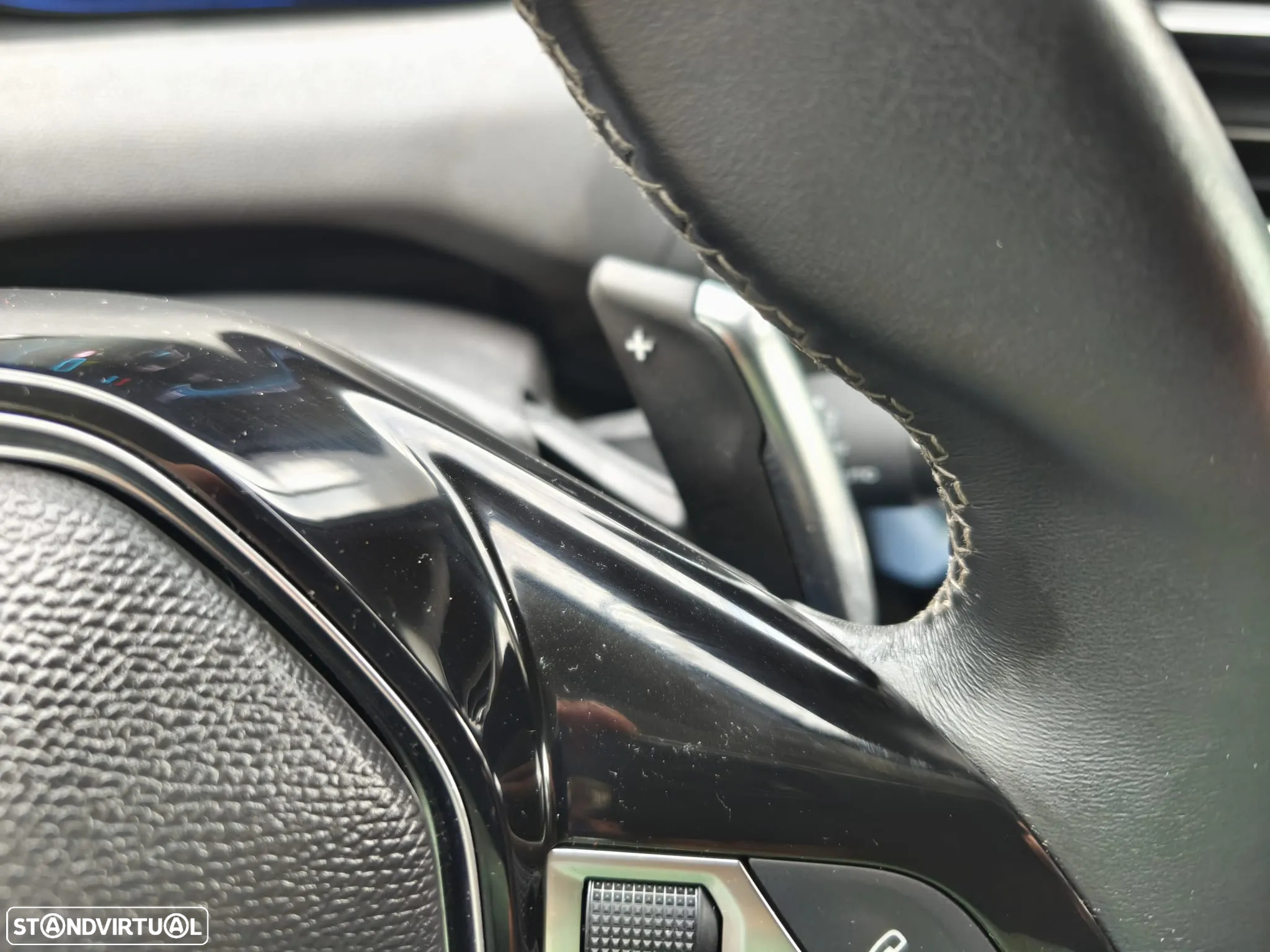 Peugeot 3008 1.6 Hybrid Allure e-EAT8 - 21