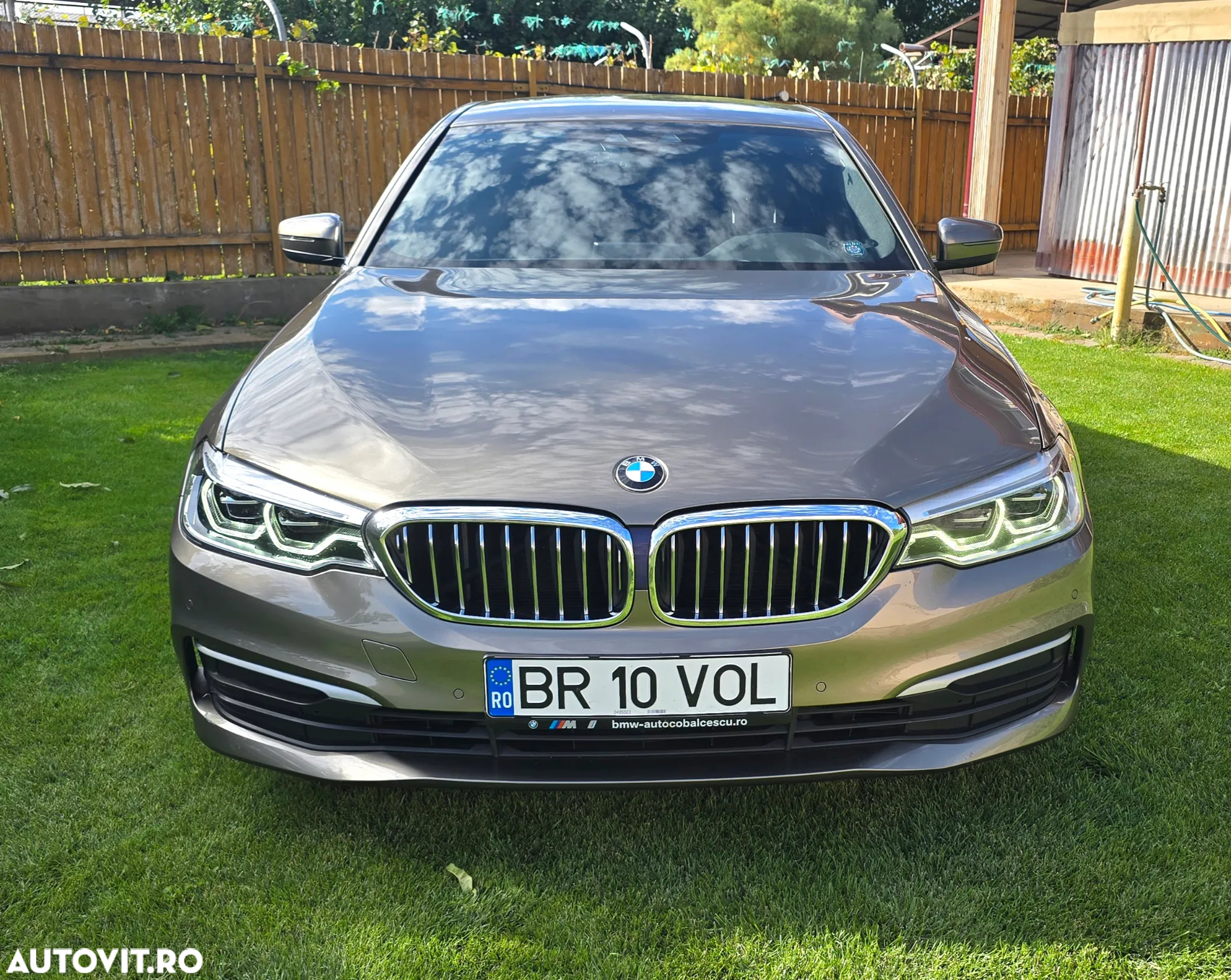 BMW Seria 5 520i AT - 2