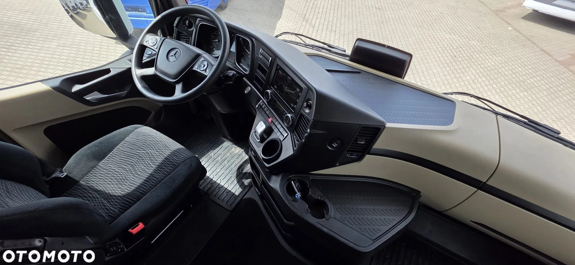 Mercedes-Benz ACTROS 1851 LS - 16